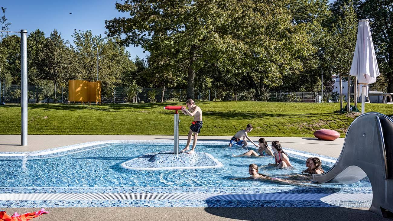 Freizeitbad Stegermatt, Freibad offenburg ortenau, Sport und Spiel